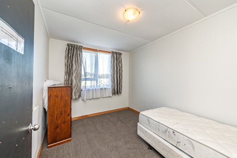 Photo of property in 100 Puriri Street, Gonville, Wanganui, 4501