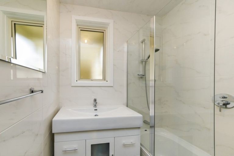 Photo of property in 72 Pukepapa Road, Marton, 4710