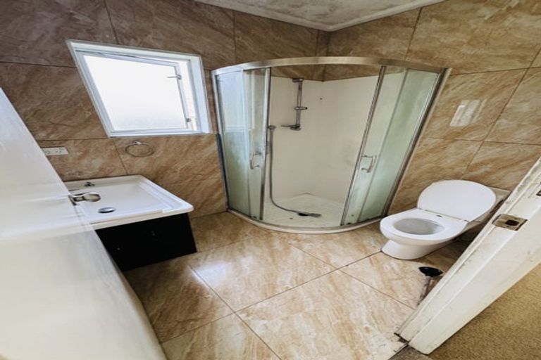 Photo of property in 90a Alfriston Road, Manurewa East, Auckland, 2102