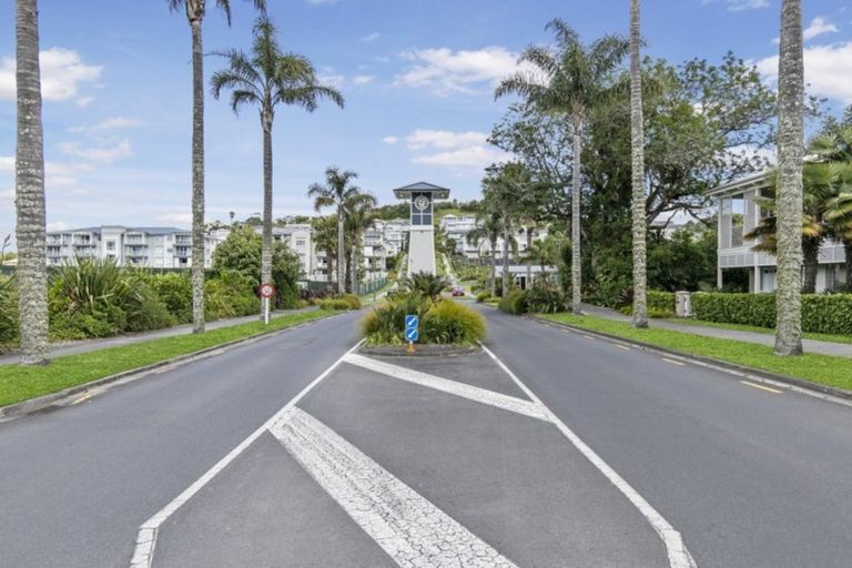 Photo of property in 4 Kensington Drive, Orewa, 0931