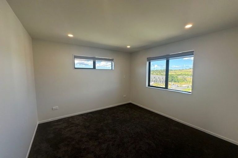 Photo of property in 169 Henwood Road, Westgate, Auckland, 0814