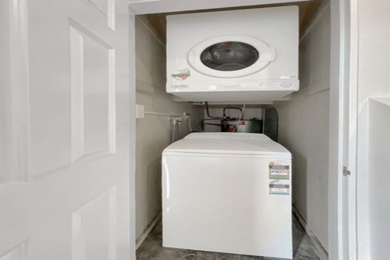 Photo of property in 25u5 Mana Street, Vogeltown, Wellington, 6021