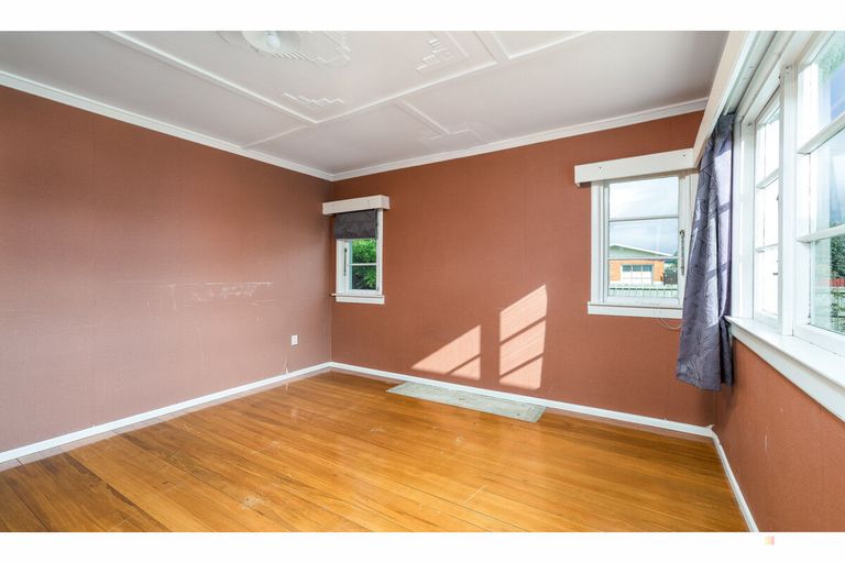 Photo of property in 53 Rhodes Street, Waimate, 7924
