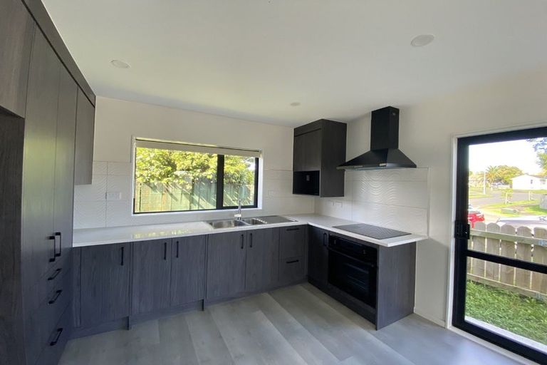 Photo of property in 11a Wimpey Street, Mangere, Auckland, 2022