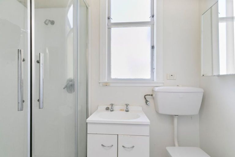 Photo of property in 12 Goring Street, Thorndon, Wellington, 6011