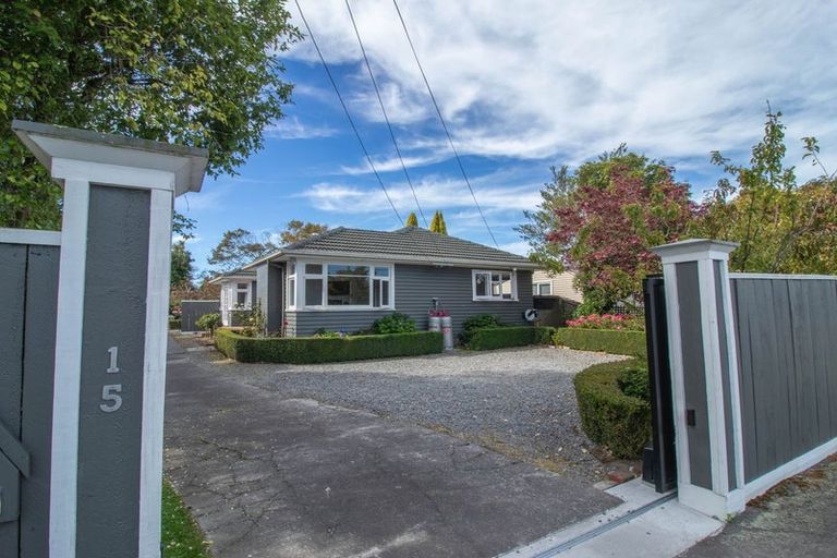 Photo of property in 15 Moreland Avenue, Papanui, Christchurch, 8053