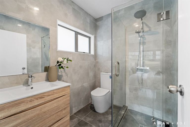 Photo of property in 5 Makora Road, Massey, Auckland, 0614