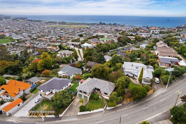Photo of property in 15 Middleton Road, Kew, Dunedin, 9012