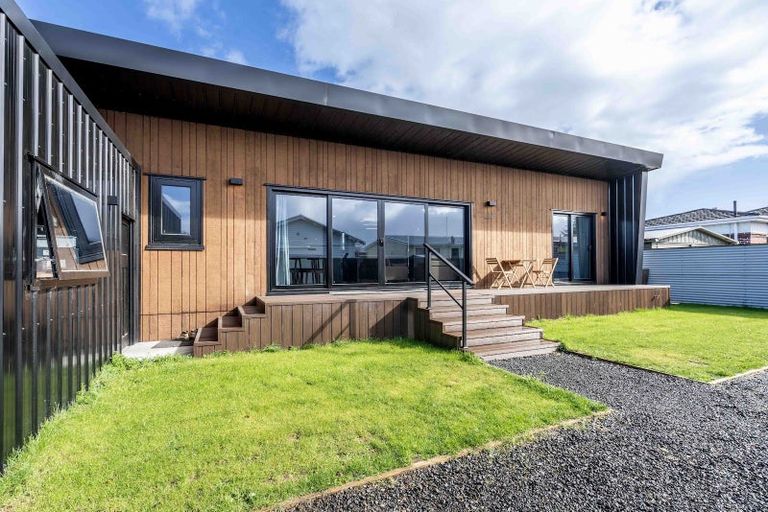 Photo of property in 37 Jenkin Street, Strathern, Invercargill, 9812