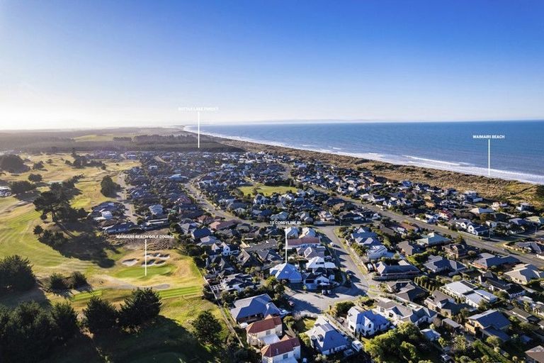 Photo of property in 10 Cordyline Place, Waimairi Beach, Christchurch, 8083