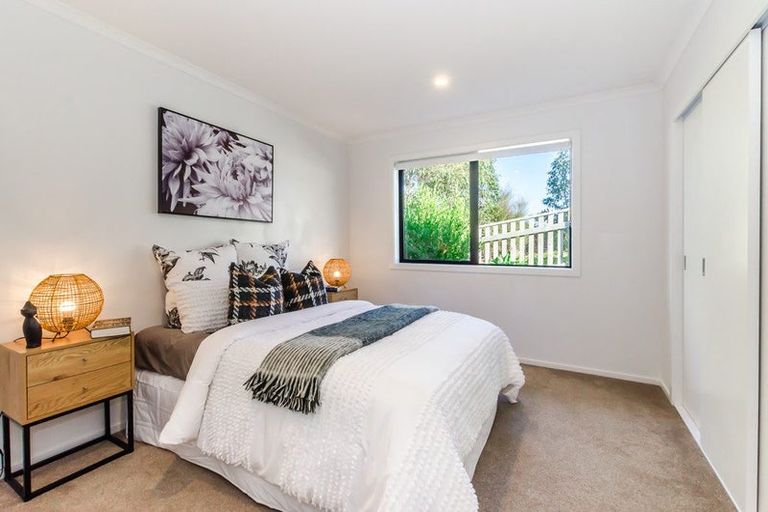 Photo of property in 6 Kaiwaru Place, Waikanae, 5036