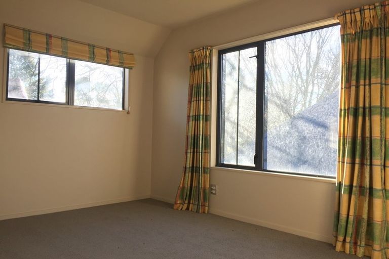Photo of property in 99 Brockworth Place, Riccarton, Christchurch, 8011