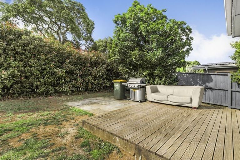 Photo of property in 18 Kayes Road, Pukekohe, 2120