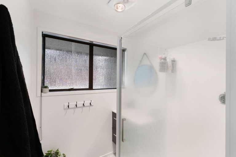 Photo of property in 18 Nettlingham Place, Te Puke, 3119