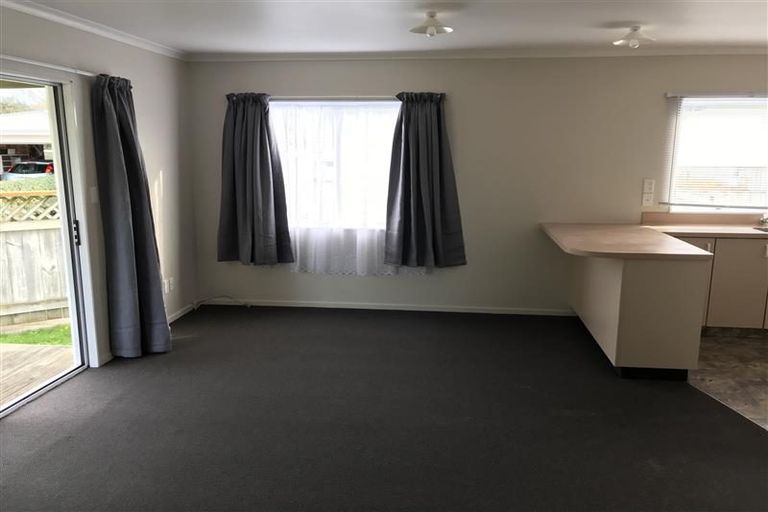 Photo of property in 1/38 Bowling Road, Greenmeadows, Napier, 4112