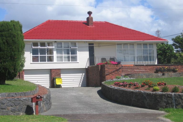 Photo of property in 2/174 Lake Road, Northcote, Auckland, 0627