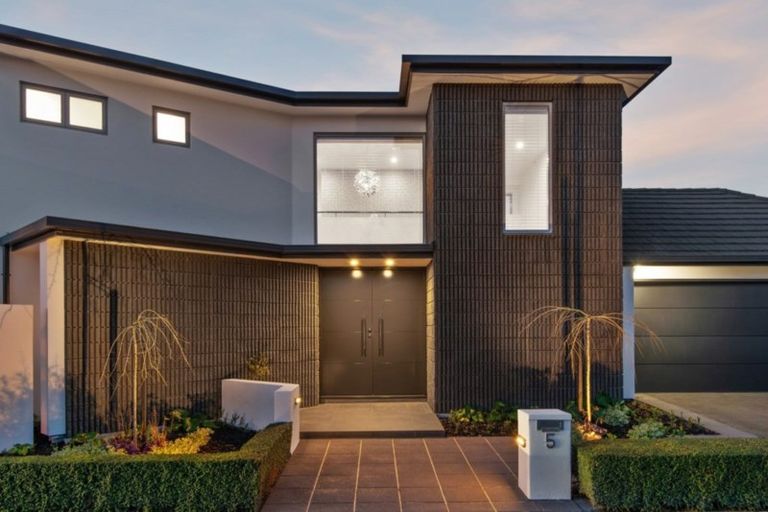 Photo of property in 5 Denley Gardens, Avonhead, Christchurch, 8042