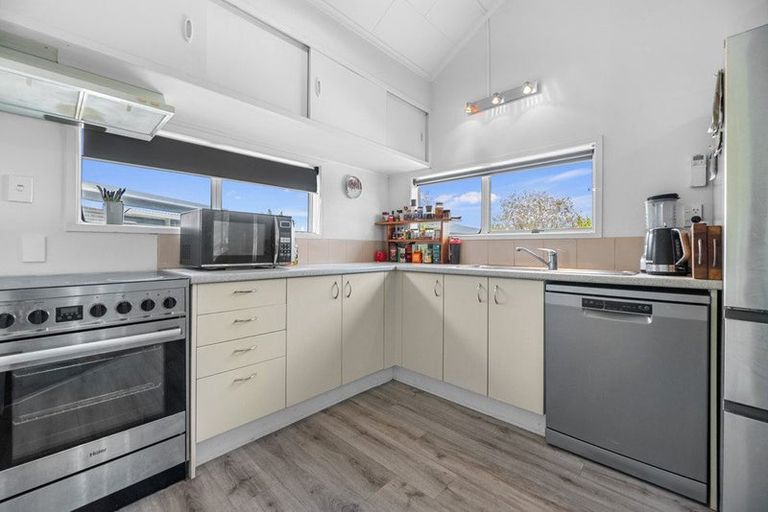 Photo of property in 111 Windermere Drive, Poike, Tauranga, 3112