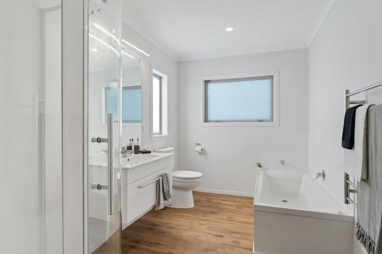 Photo of property in 36a Makarini Street, Paraparaumu, 5032