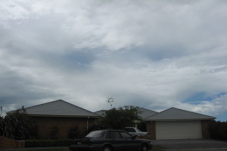 Photo of property in 11 Saint Keverne Close, Burwood, Christchurch, 8083