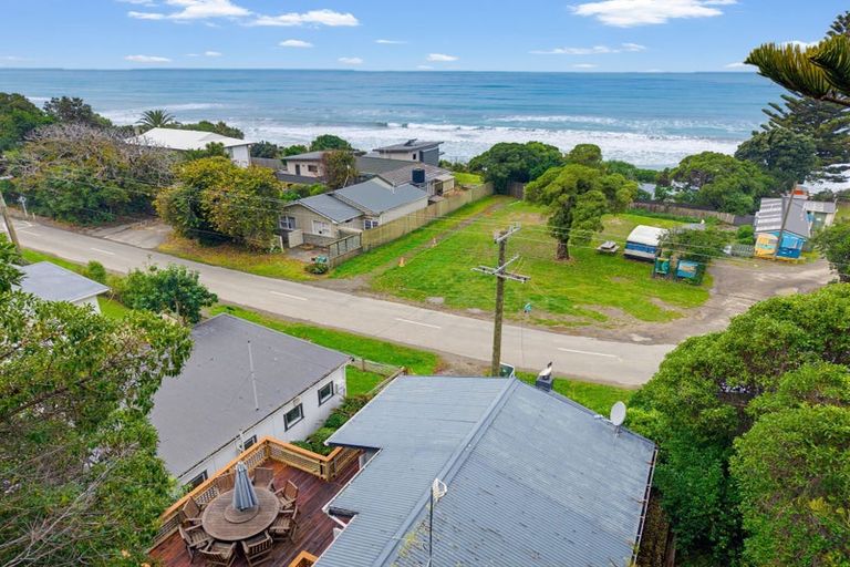 Photo of property in 42 Moody Street, Gore Bay, Cheviot, 7383