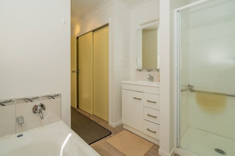 Photo of property in 24a Moewai Park Road, Whitianga, 3510