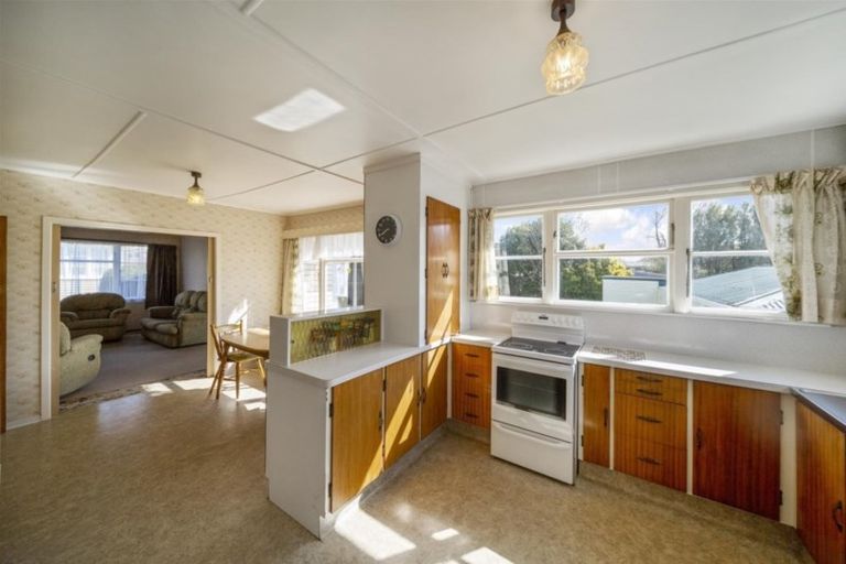 Photo of property in 156 Regan Street, Stratford, 4332