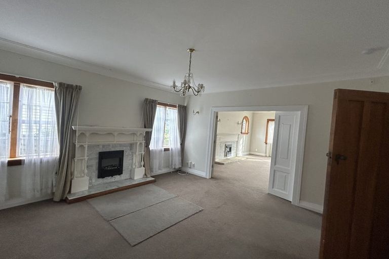 Photo of property in 227 The Parade, Island Bay, Wellington, 6023