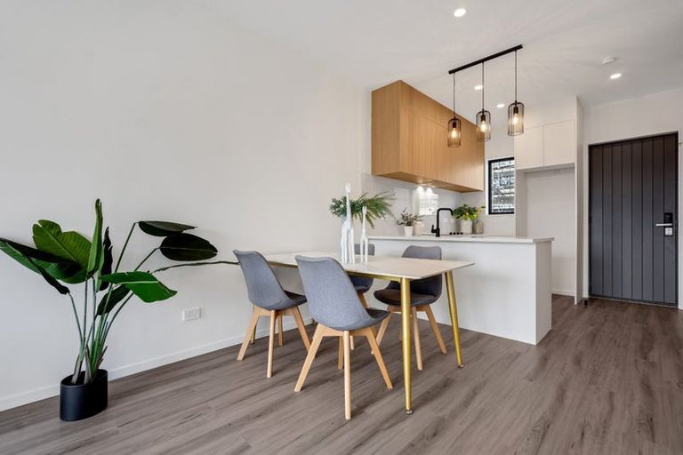 Photo of property in 6 Kiato Lane, Flat Bush, Auckland, 2019