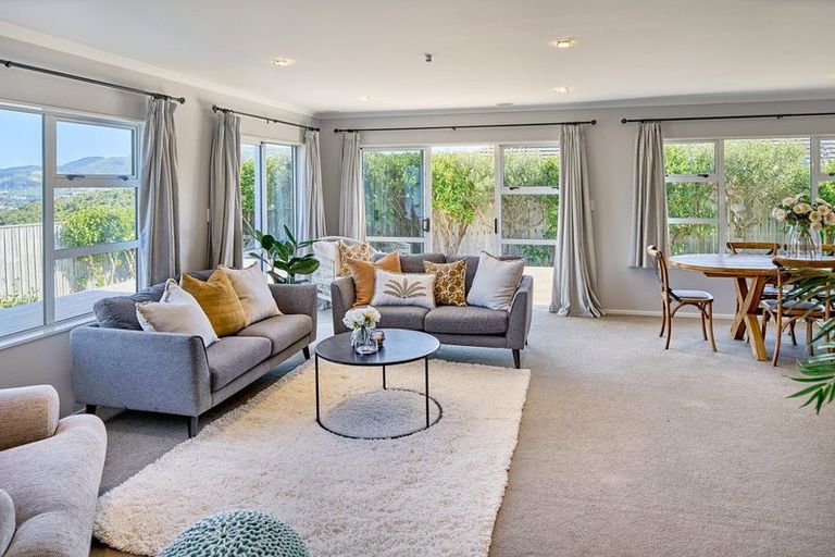 Photo of property in 29 Paparoa Crescent, Aotea, Porirua, 5024