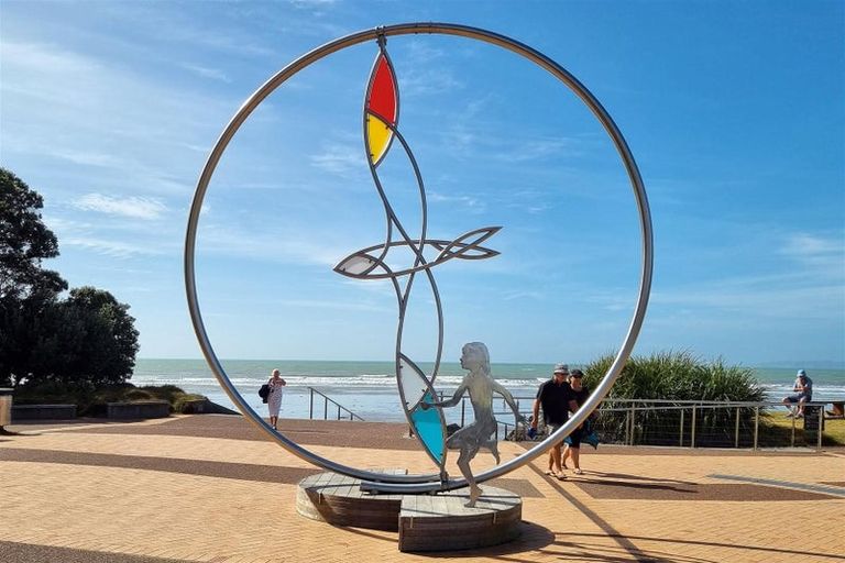 Photo of property in 305 Hibiscus Coast Highway, Orewa, 0931