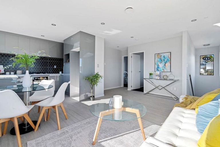 Photo of property in 6 Sukh Lane, Manurewa, Auckland, 2102