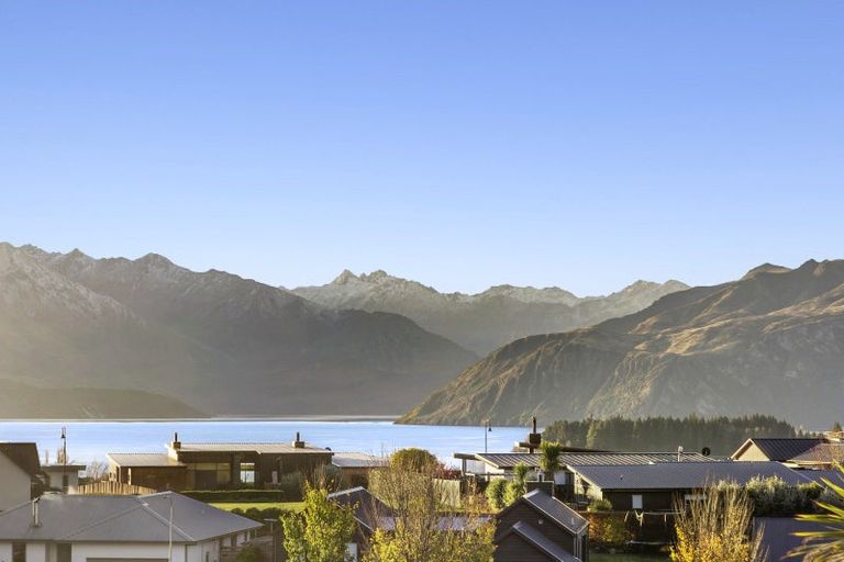 Photo of property in 30 Niger Street, Wanaka, 9305