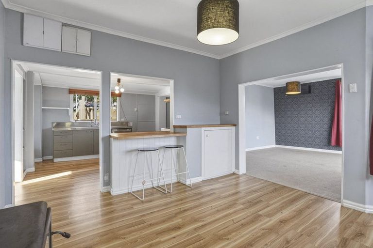 Photo of property in 7 Dickson Street, Macandrew Bay, Dunedin, 9014