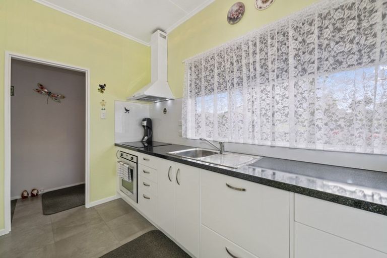 Photo of property in 2/8 John Street, Trentham, Upper Hutt, 5018