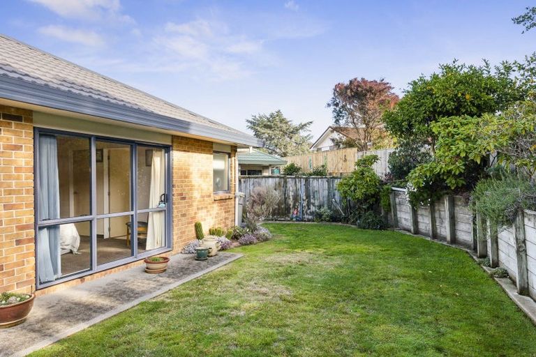 Photo of property in 18 Sunburst Court, Paraparaumu Beach, Paraparaumu, 5032