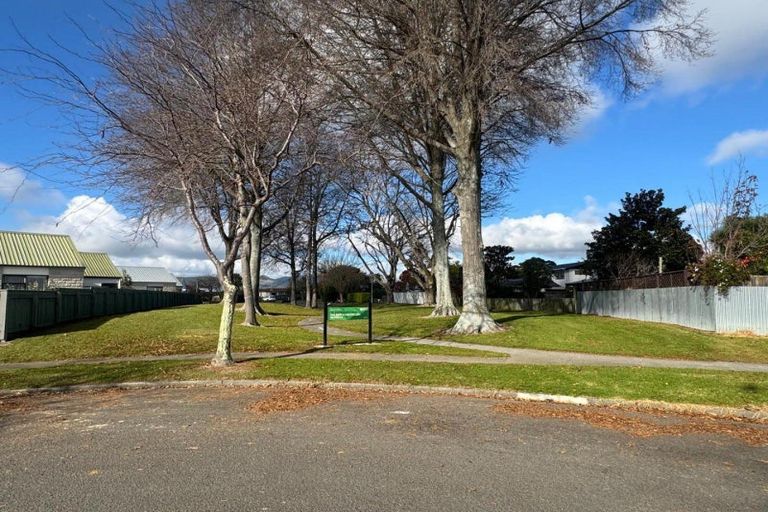 Photo of property in 16 Palmer Place, Parkvale, Hastings, 4122