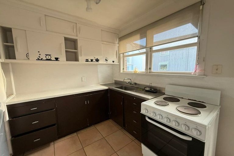 Photo of property in 8/34 Kitchener Road, Milford, Auckland, 0620