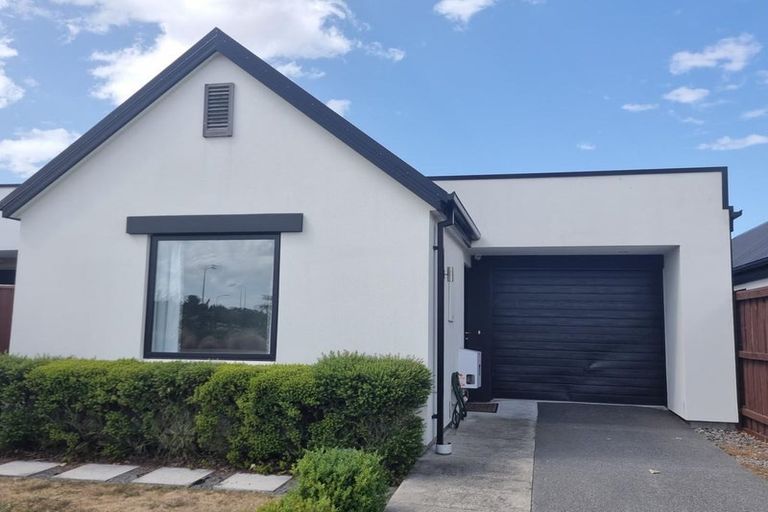 Photo of property in 65 Faringdon Boulevard, Rolleston, 7615