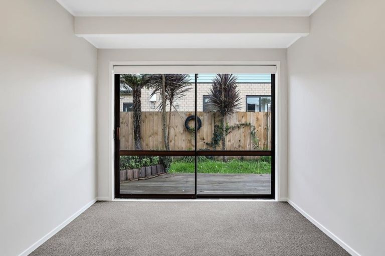 Photo of property in 4/9 Allen Avenue, Papatoetoe, Auckland, 2025