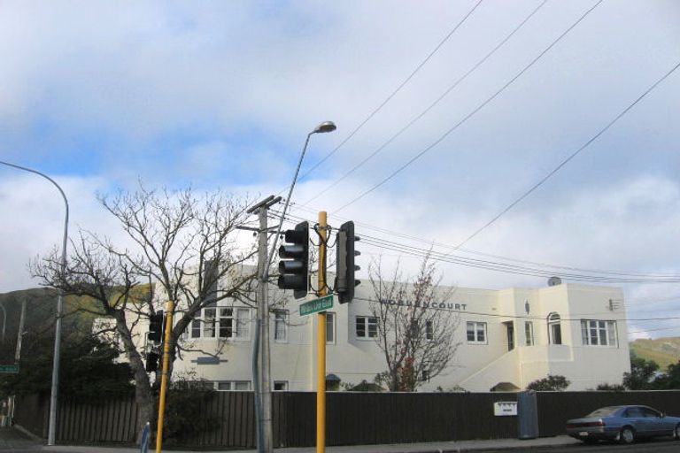 Photo of property in 65d Whites Line East, Waiwhetu, Lower Hutt, 5010