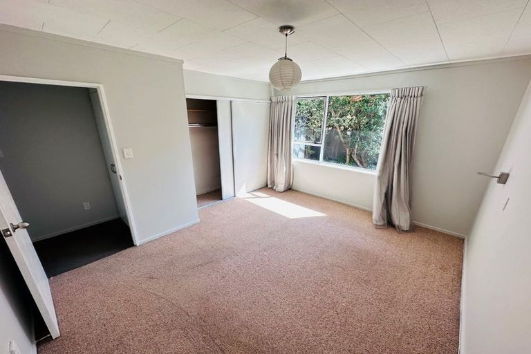 Photo of property in 2 Guildford Street, Burnside, Christchurch, 8053
