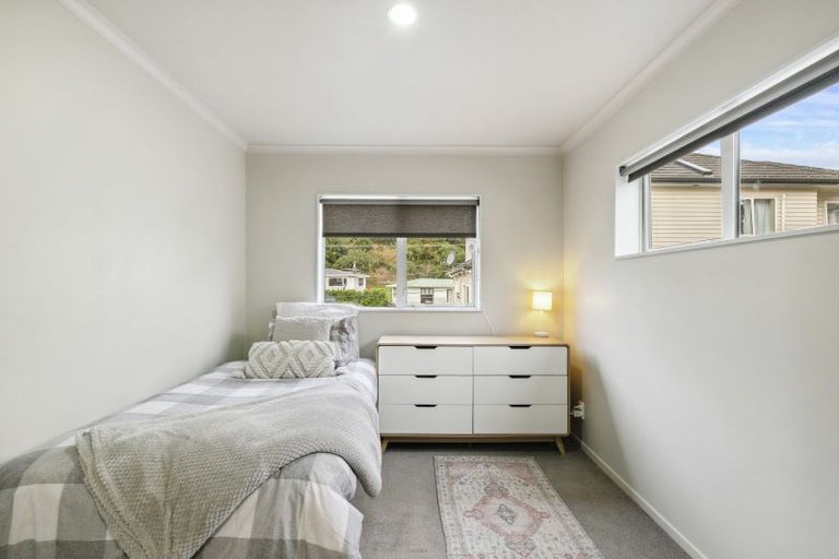 Photo of property in 16u3 Black Rock Road, Newlands, Wellington, 6037