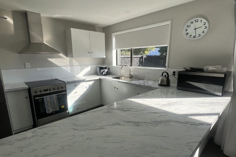 Photo of property in 1/120b Roydvale Avenue, Burnside, Christchurch, 8053
