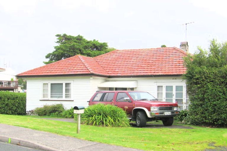 Photo of property in 6 River Road, Red Beach, 0932