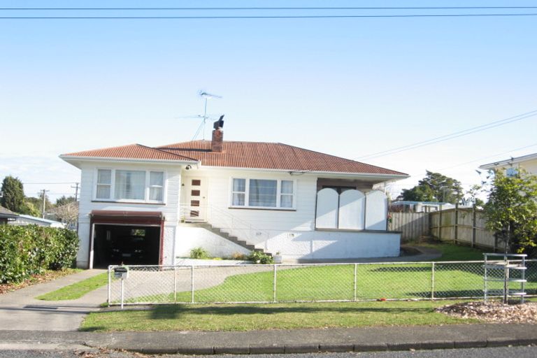 Photo of property in 9 Claymore Street, Manurewa, Auckland, 2102