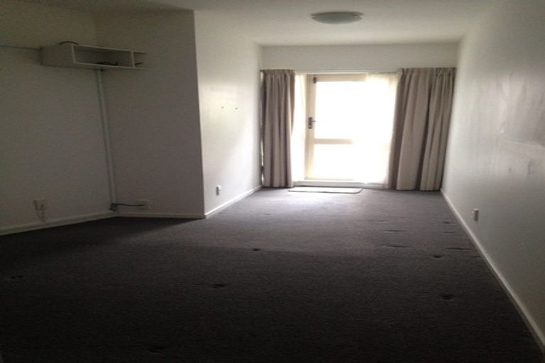 Photo of property in Luxford Villas, 115/72u Herald Street, Berhampore, Wellington, 6023
