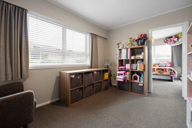 Photo of property in 32 Cecil Street, St Andrews, Hamilton, 3200