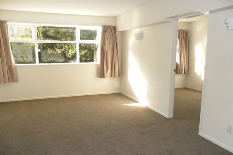 Photo of property in Parkland Flats, 11/51u Adams Terrace, Kelburn, Wellington, 6021