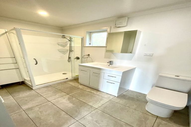 Photo of property in 31u3 Tarawera Road, Johnsonville, Wellington, 6037